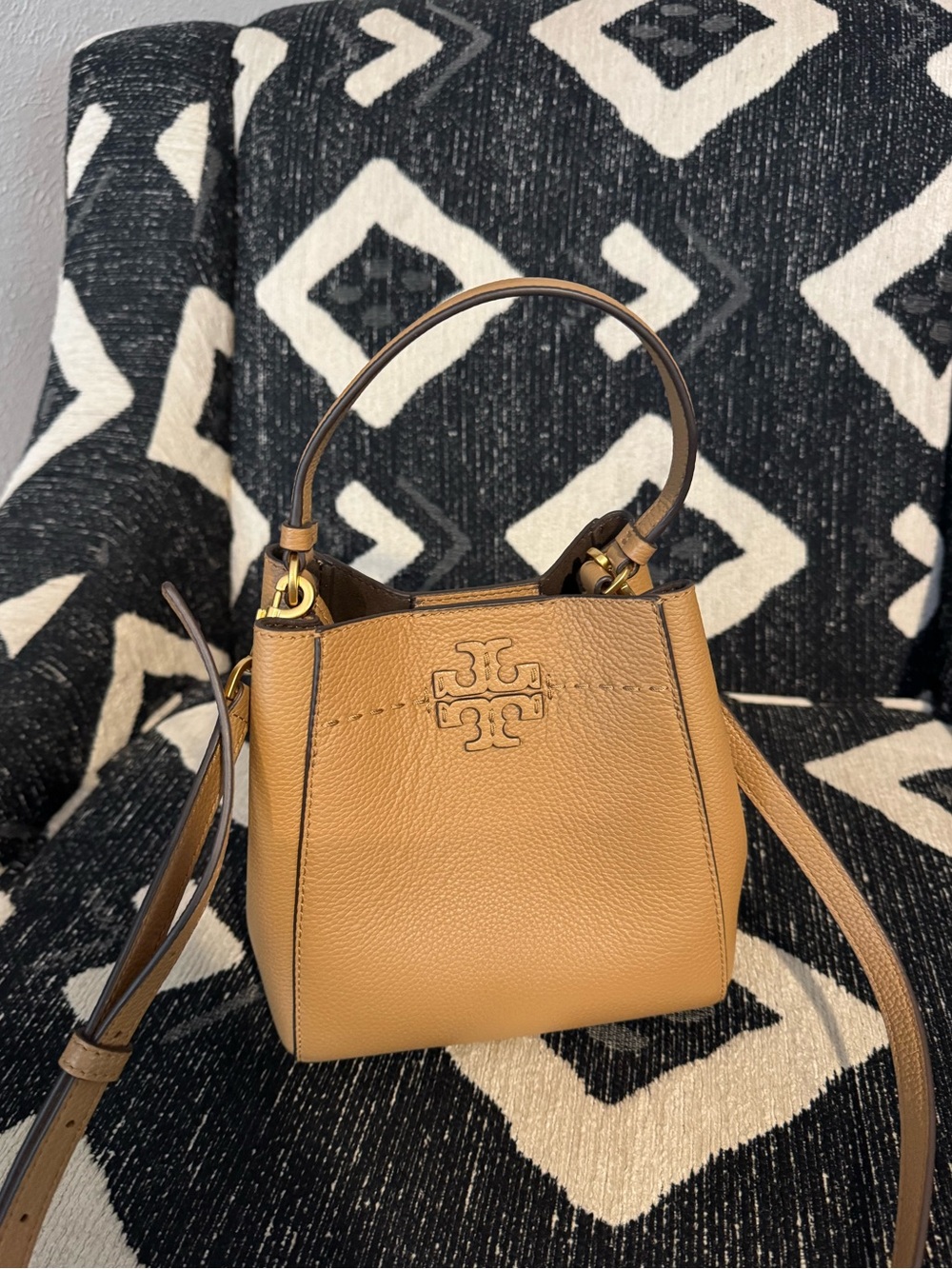 Tory Burch tiramisu McGraw small bucket bag